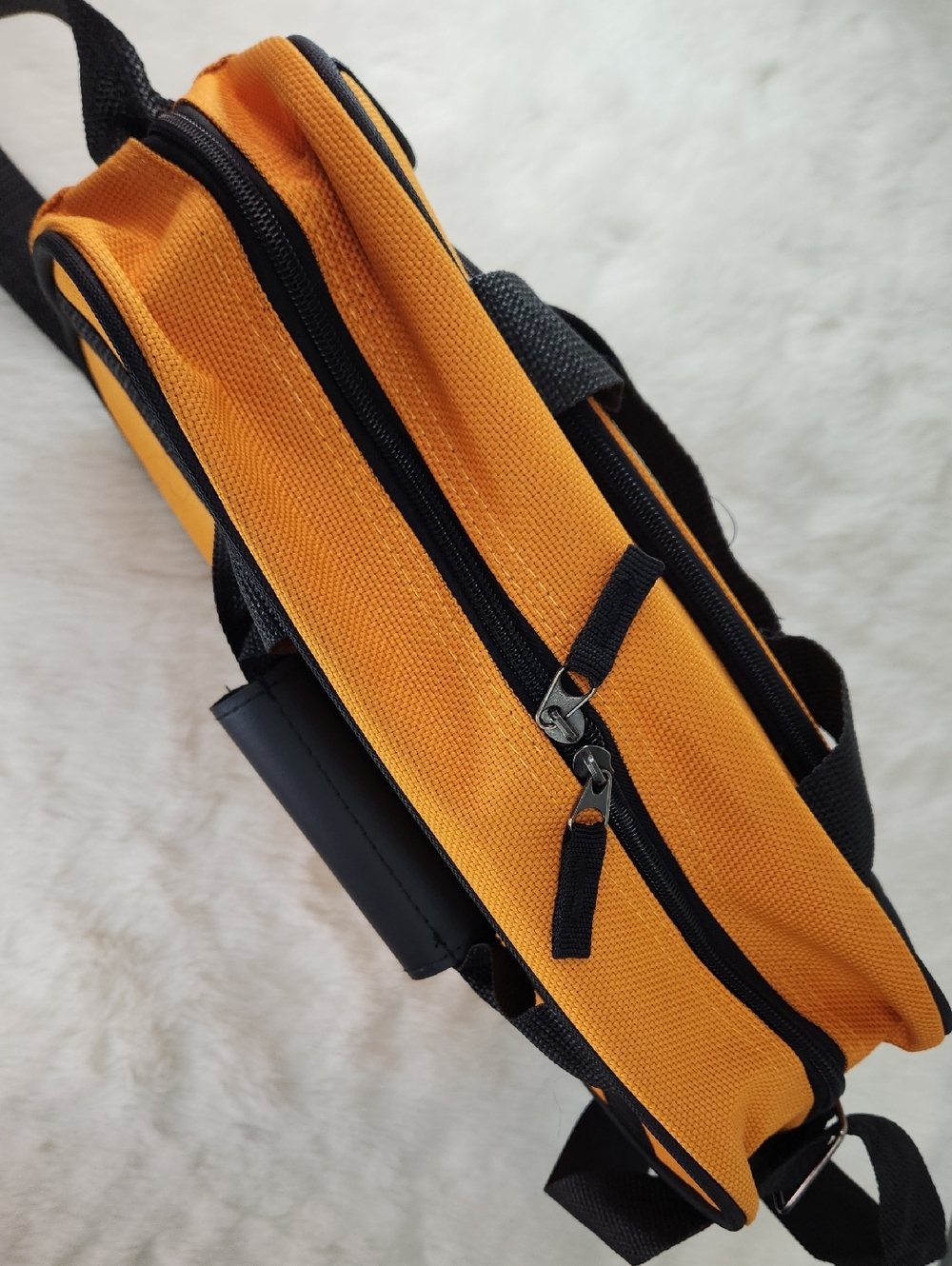 U.S. TRAVELER CARRY-ON Travel Tote, Mustard Color, NWT - Picture 10 of 17